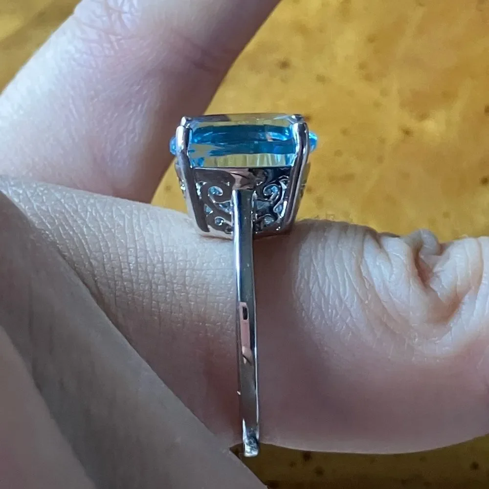 Sky Blue Topaz Sterling Silver Solitaire Ring Size 8